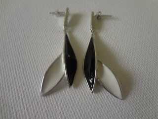 925 Silver ( Earing G1GA1877)